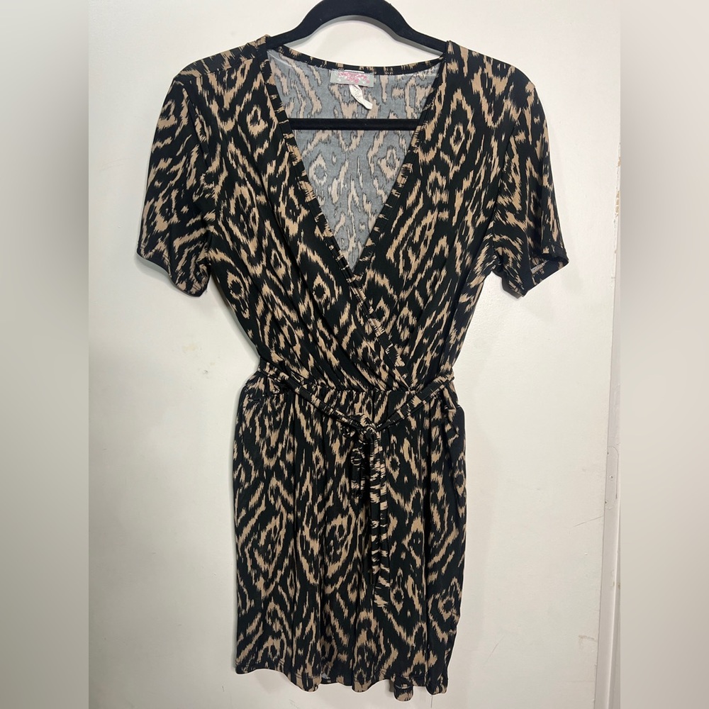 Women's Black and Beige Printed Wrap Dress